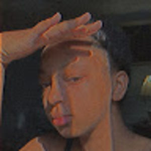 Meet your Posher, Tia